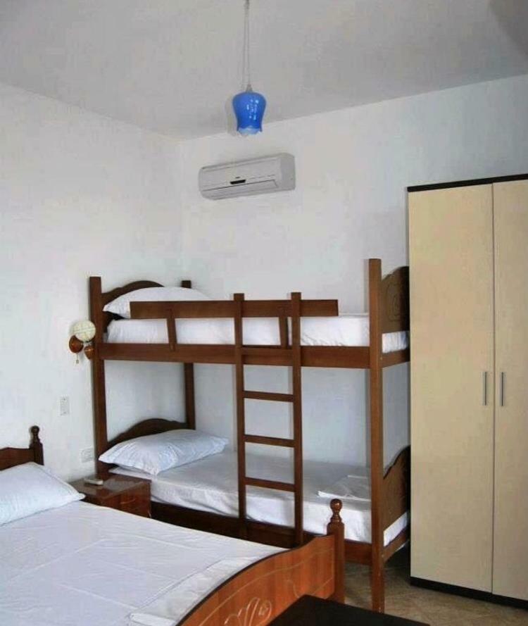 Sunrise Hotel Orikum Exterior photo